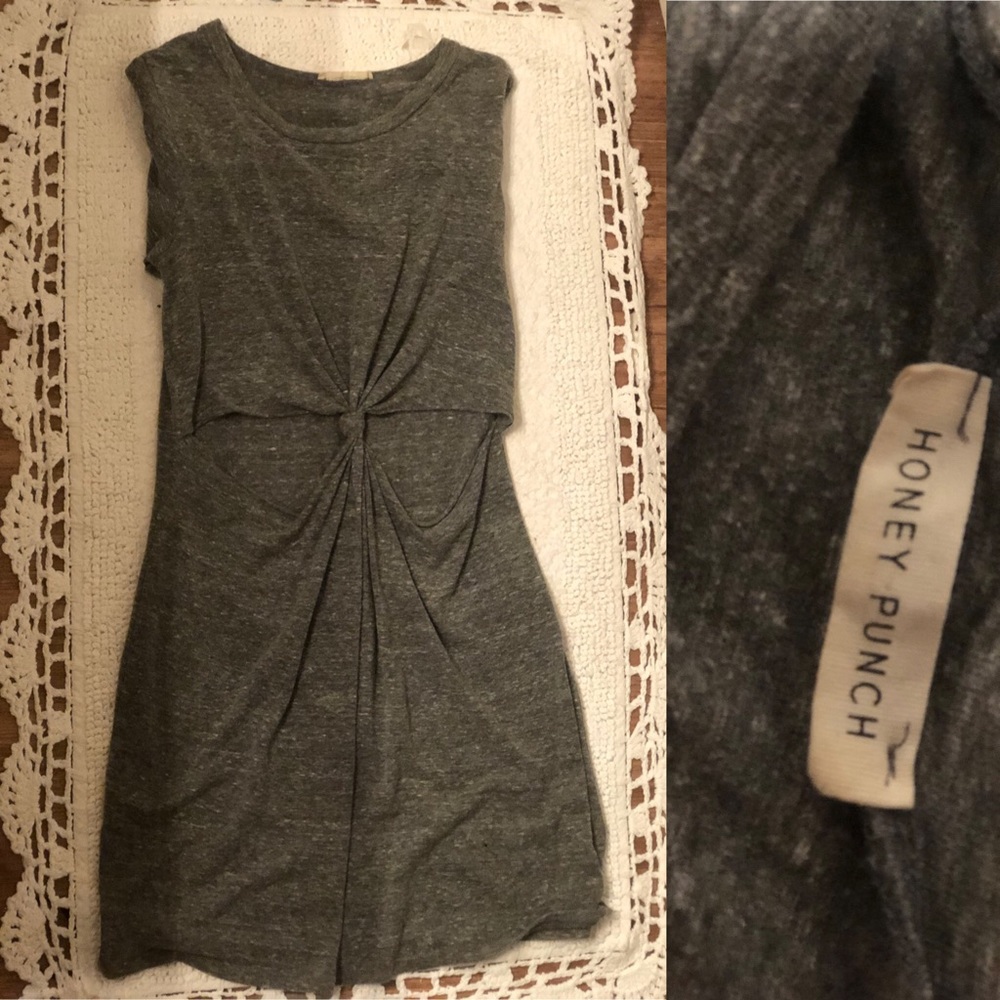 UO T-shirt dress w/ c out +knot in front!
